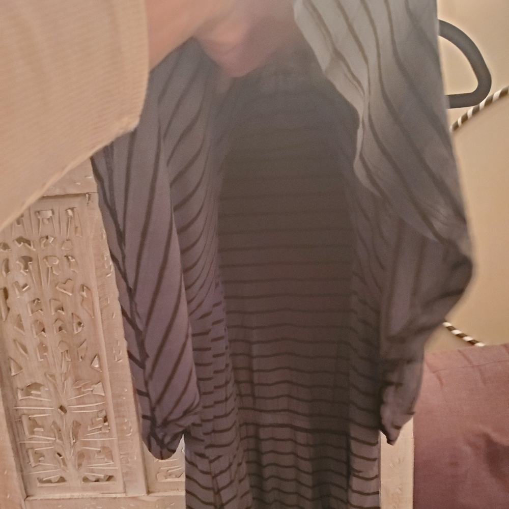 Dress - Picture 5 of 6